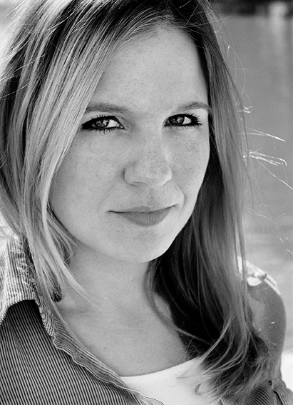 Erin Jade Lange